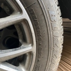 ブリザックVRX 175/65/14r ホイール付きスタッドレスの画像