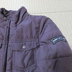 【再度値下げしました】子ども服　男の子　BeBe　アウター　ジャケット　130㎝の画像