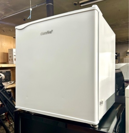 お引取り限定 23年製 Comfee コンフィー 45L 1ドア小型冷蔵庫 RCD45WH/E 右開き ホワイト