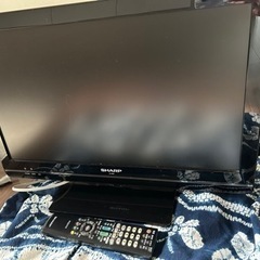 SHARP テレビ19型　ジャンク品　2011年製
