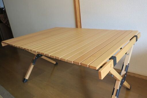 【美品】人気のキャンプテーブル！　ハイランダー　ウッドトップロールテーブル