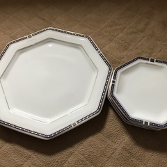 お皿　ジバンシー