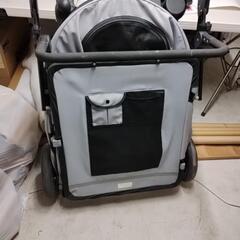 大型犬用ペットカートです。