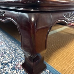 本日お昼に処分します‼️頑丈なテーブルです‼️奥行き145✖️幅90✖️高さ32の画像