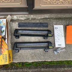 THULE 577 スキー・スノーボードキャリアの画像