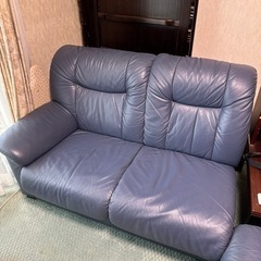 【24日まで】ソファー差し上げます。