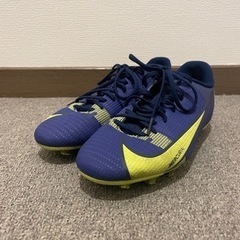 おまけ付き　子供用　サッカースパイク　NIKE 22.5センチ　...