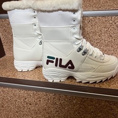 FILA フィラ 2WAY ディスラプターブーツ 24㎝の画像