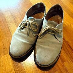 スエードシューズ　ベージュ