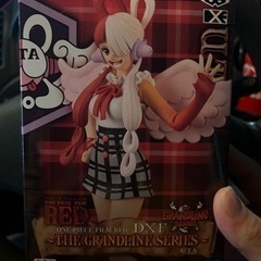 ワンピース　ウタ　フィギュア