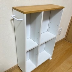 キャスター付きラック　無料