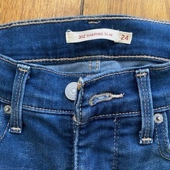 levi's 美品スキニーデニムの画像