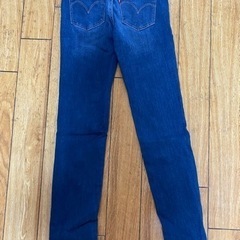 levi's 美品スキニーデニムの画像