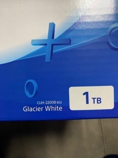 備品プレステ4  PS4 CUH-2200B b02  1TB 白色　箱付き、おまけ付き