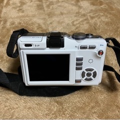 【取引決定】ミラーレス一眼 PEN E-PL1 【OLYMPUS】 ボディ ホワイトの画像