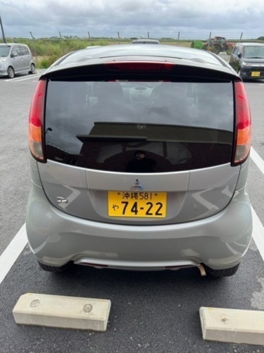 日産　アイ　車