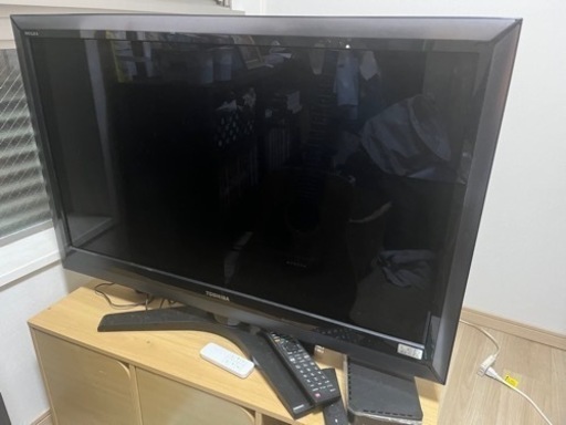 商談中TOSHIBA REGZA37インチテレビ　HDDセット
