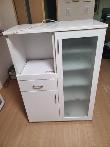 食器棚(コンセント付き)