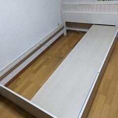 【3月9日まで】ニトリセミダブルベッド　マットレス付きの画像