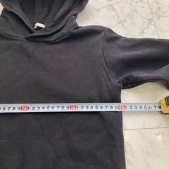 gu ガールズ　トレーナー　140の画像