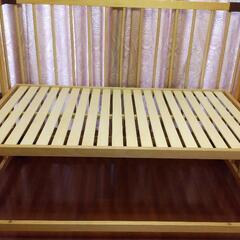 ベビーベッド(持ち運びが出来る寝具つき)の画像