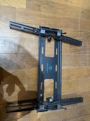 テレビ　壁掛け用ブラケット　金具