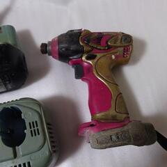 日立インパクトドライバーの画像
