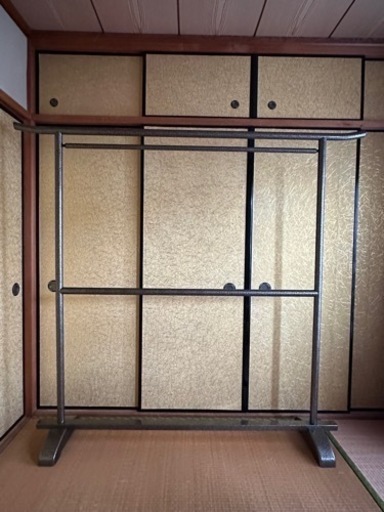 大名衣桁 （二段） 津軽柄