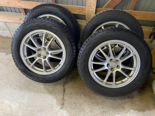 【値下げします】スタッドレスタイヤ