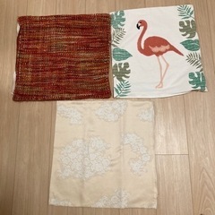 クッション３点&カバー5点　ニトリの画像