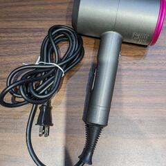☆大風量 ドライヤー　1100w  ☆中古