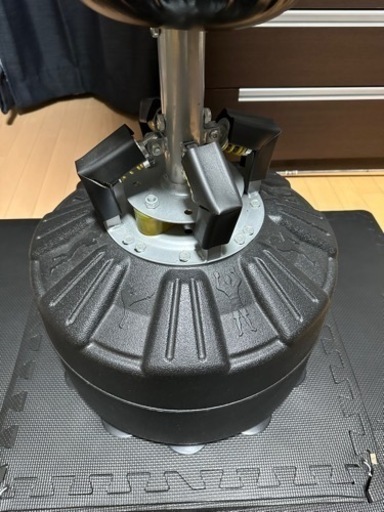 決まりました　サンドバッグ　自立式