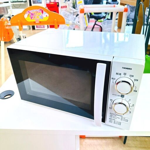 2/10【家具・家電複数購入で割引可】ツインバード/TWINBIRD 電子レンジ DR-D429 2019年製 キッチン家電