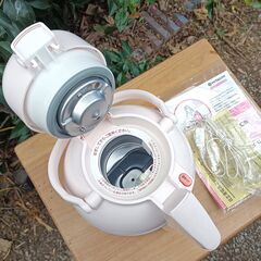 ★未使用!!★ 日立 2.2L 電気ポット  JPV-C22の画像