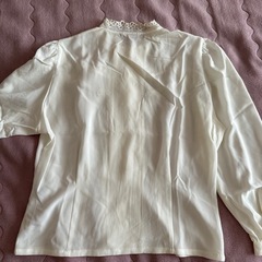 CORDIER ブラウスの画像
