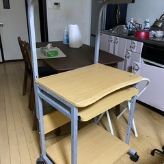パソコンラック