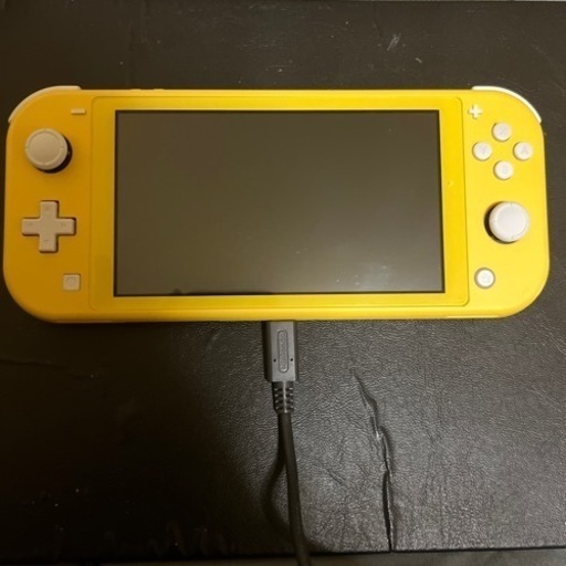 至急！早く受け取り可能の方！SwitchLightイエロー