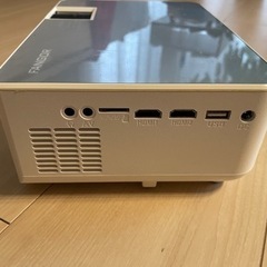 FANGOR プロジェクターの画像