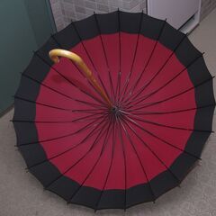 【無料】和傘　赤×黒　60cm　未使用品の画像
