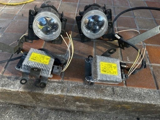 日産　純正オプション　プロジェクターフォグランプ　HID仕様