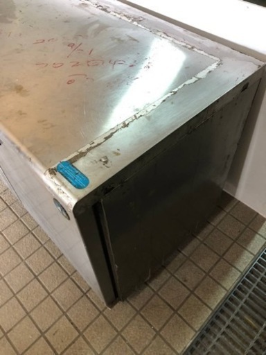ホシザキテーブル形冷蔵庫