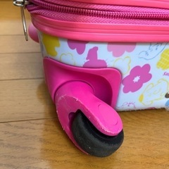 取引予定者決定しました⭐︎⭐︎非売品　レア　サンリオ　一番くじ　上位賞　ハローキティ　マイメロディー　ポムポムプリン　シナモンロール　キャリーケース　総柄の画像