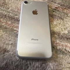 iPhone7 32GB SIMフリー（au SIMロック解除済み）美品です。の画像