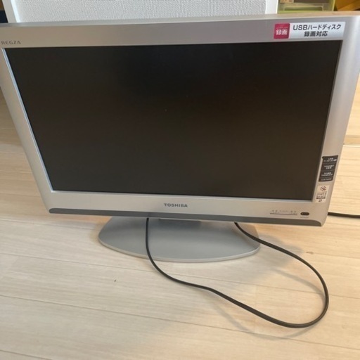 TOSHIBA 22インチテレビ