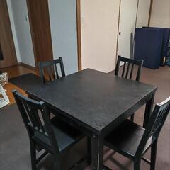 IKEA ダイニングテーブル　ビュースタ　BJURSTA伸長式テ...