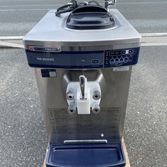 ■中古品 日世 ニッセイソフトクリームサーバー 卓上式 NA-9...