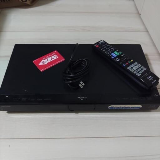 ブルーレイレコーダー　SHARP BD-W1300 2013年製　B-CASカード付　ジャンク品