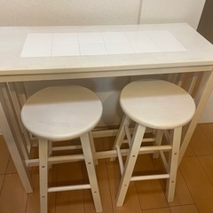 ホワイトテーブル&イス　セットの画像