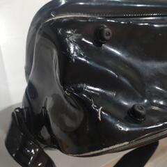 アディダス　エナメルバッグの画像