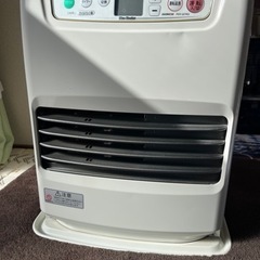 決まりました　人気色の白いダイニチファンヒーター